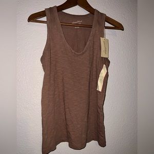 Universal thread tank